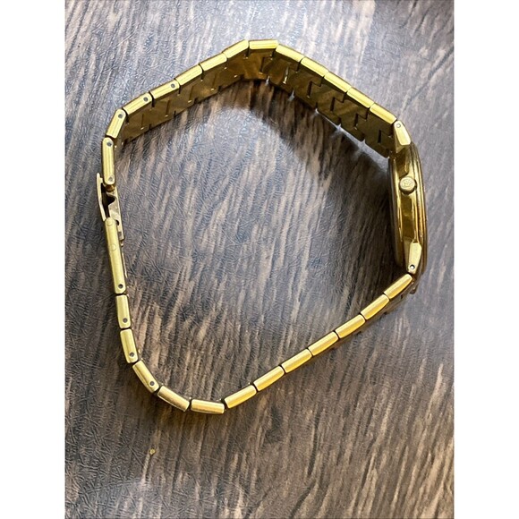 Vintage Gucci Gold Ladies Watch With Black Dial Working New Battery